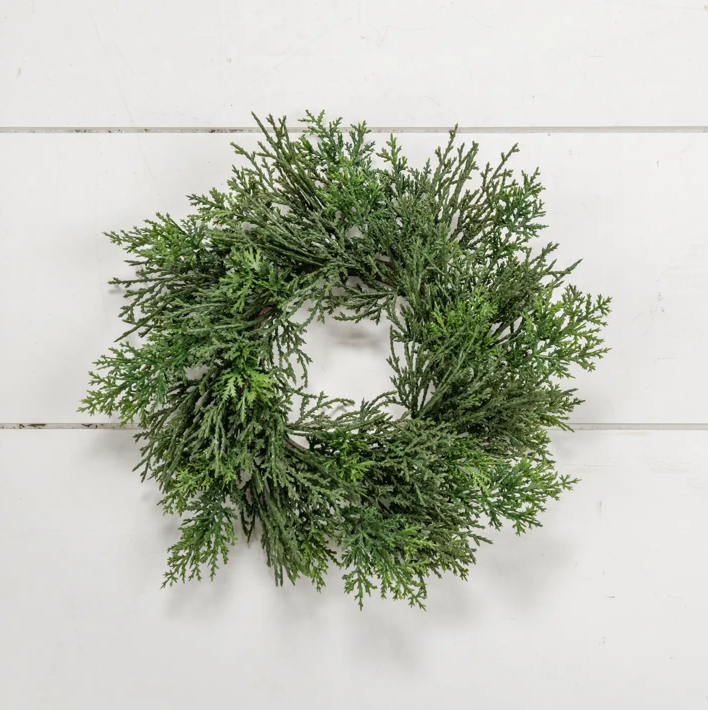Ragon House 10" Cedar Wreath