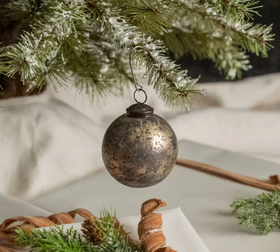 Ragon House 3" Silver Crackle Kugel Ornament