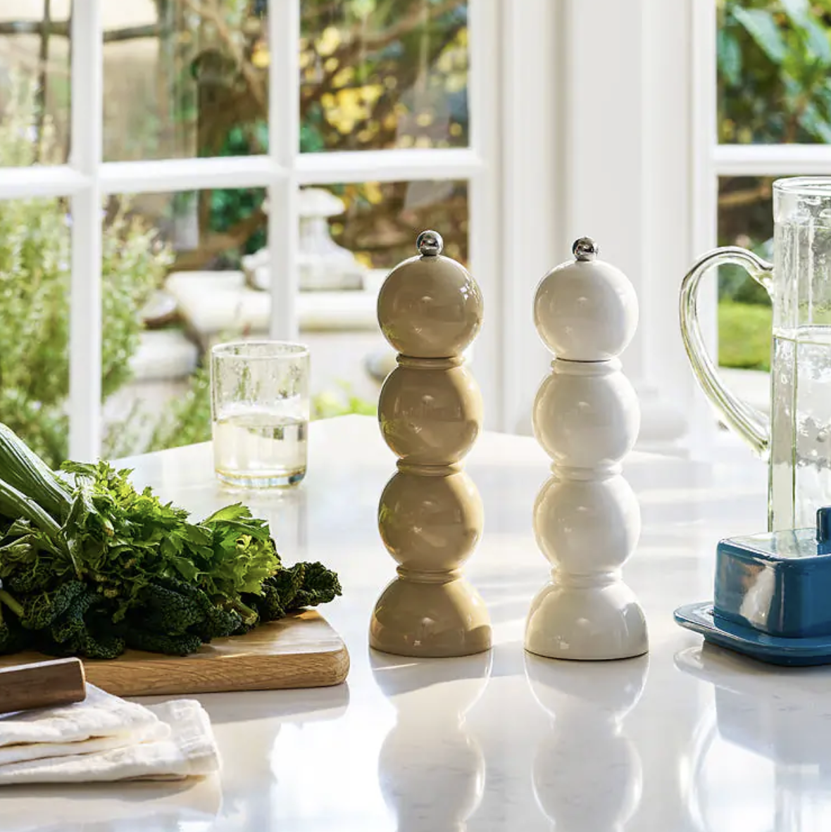 Addison Ross 24 cm Bobbin Salt or Pepper Grinder White