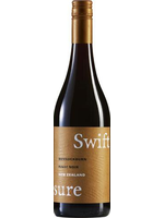Swiftsure Vineyards Swiftsure Vineyards / Pinot Noir Bannockburn Central Otago / 750mL