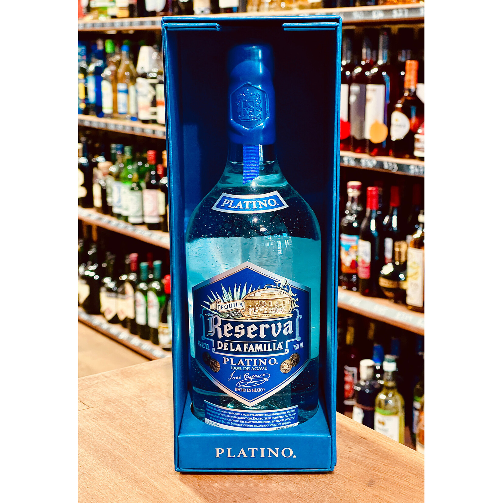 Jose Cuervo Jose Cuervo / Reserva De La Familia Tequila Platino / 750mL