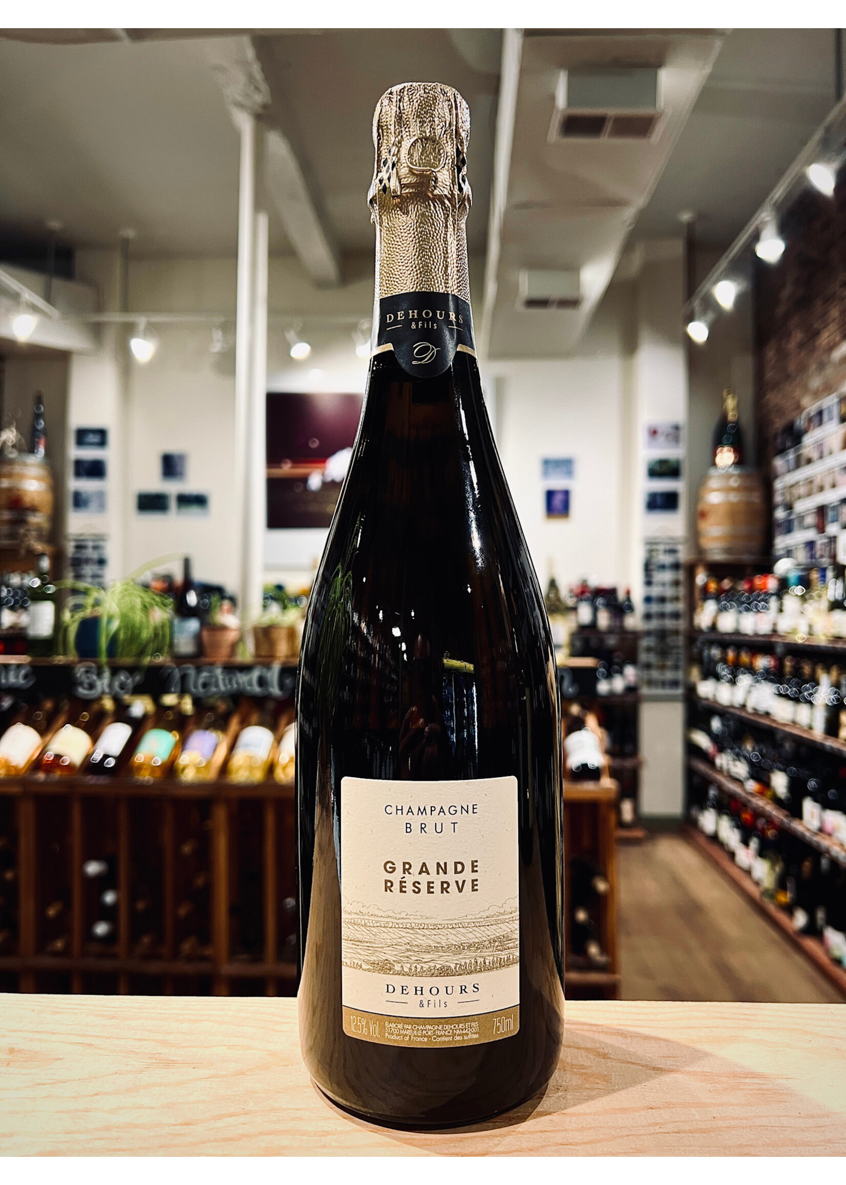 Champagne Dehours et Fils / Brut Grande Réserve / 750mL