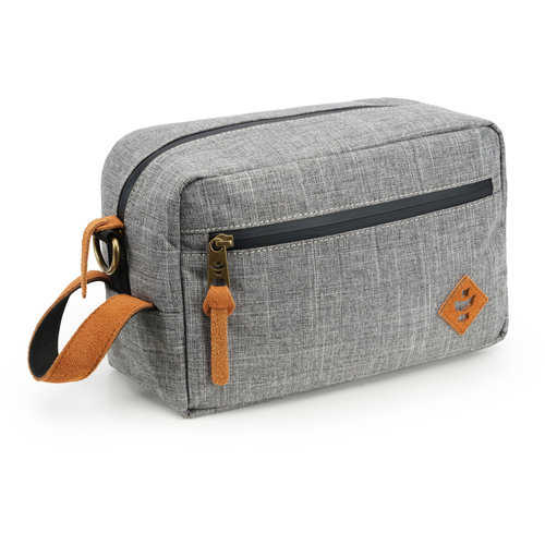 Revelry Supply Revelry Supply The Stowaway Toiletry Kit, Crosshatch Grey