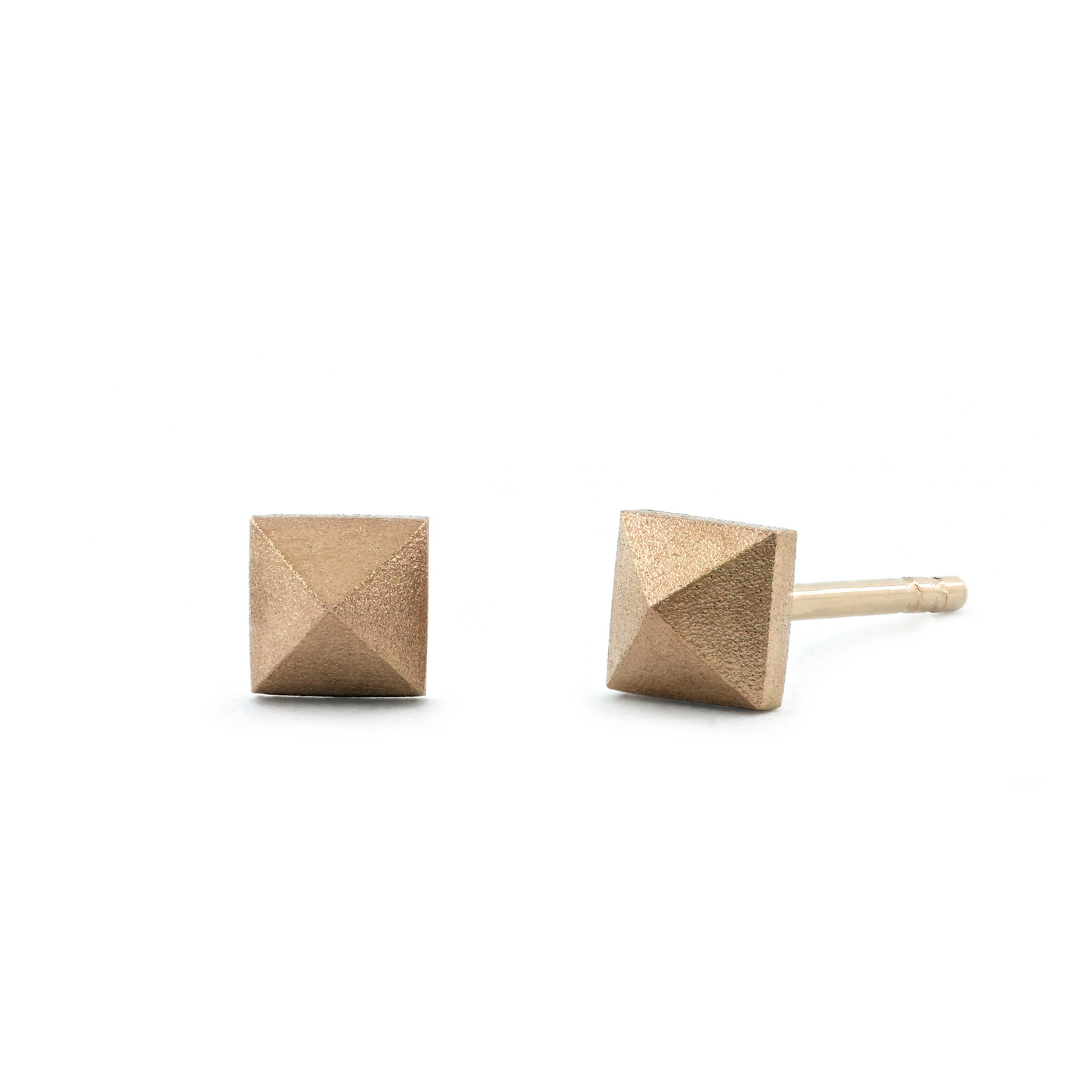 Baxter Moerman Pyramid Studs - Simple