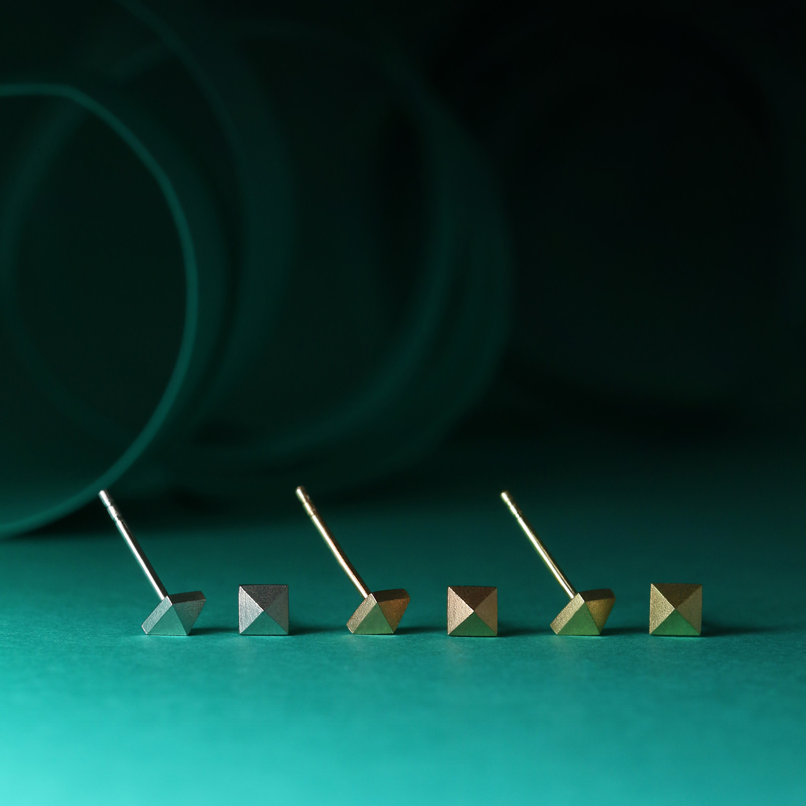 Simple Pyramid Stud Earrings - Baxter Moerman