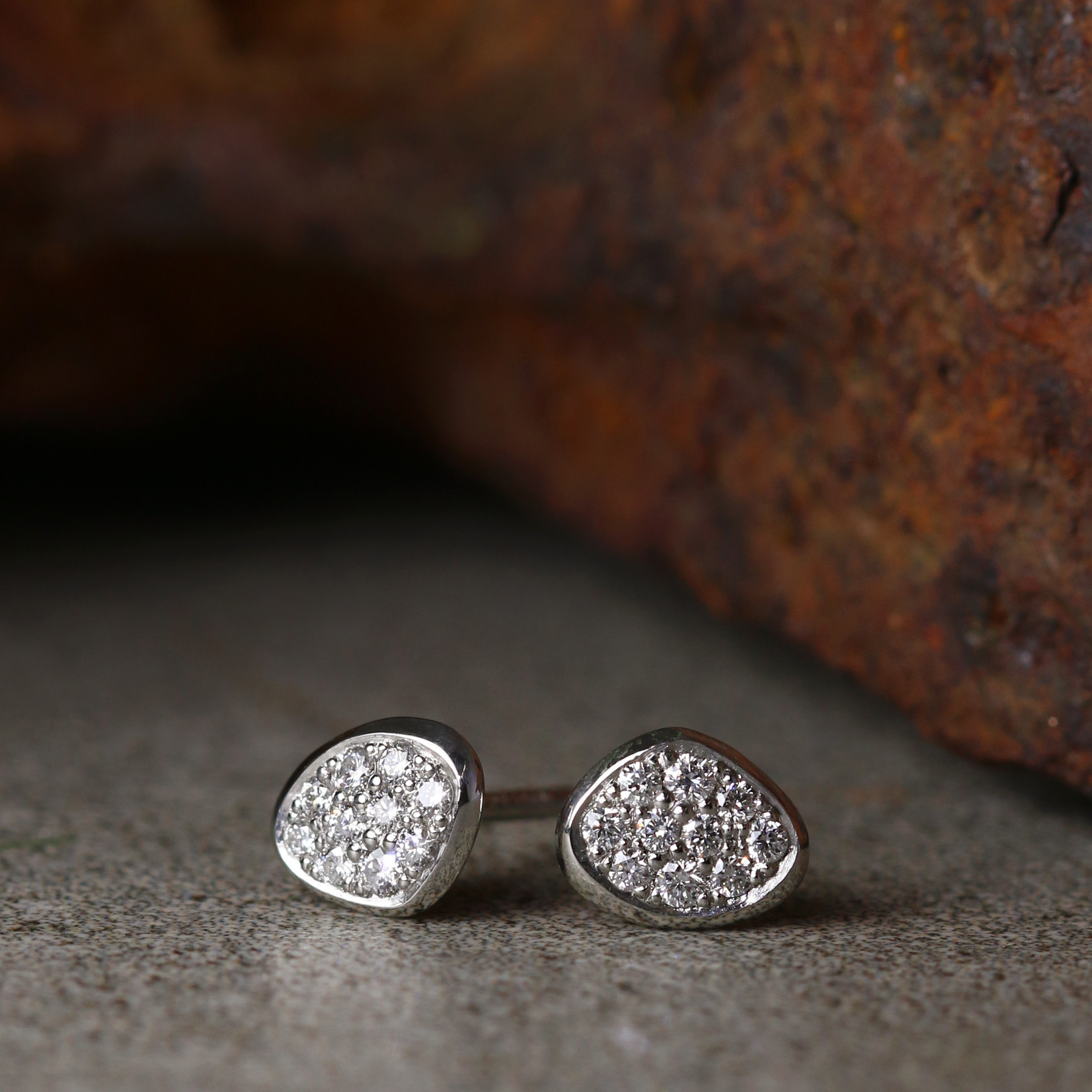 Baxter Moerman Piedras Pavé Stud Earrings