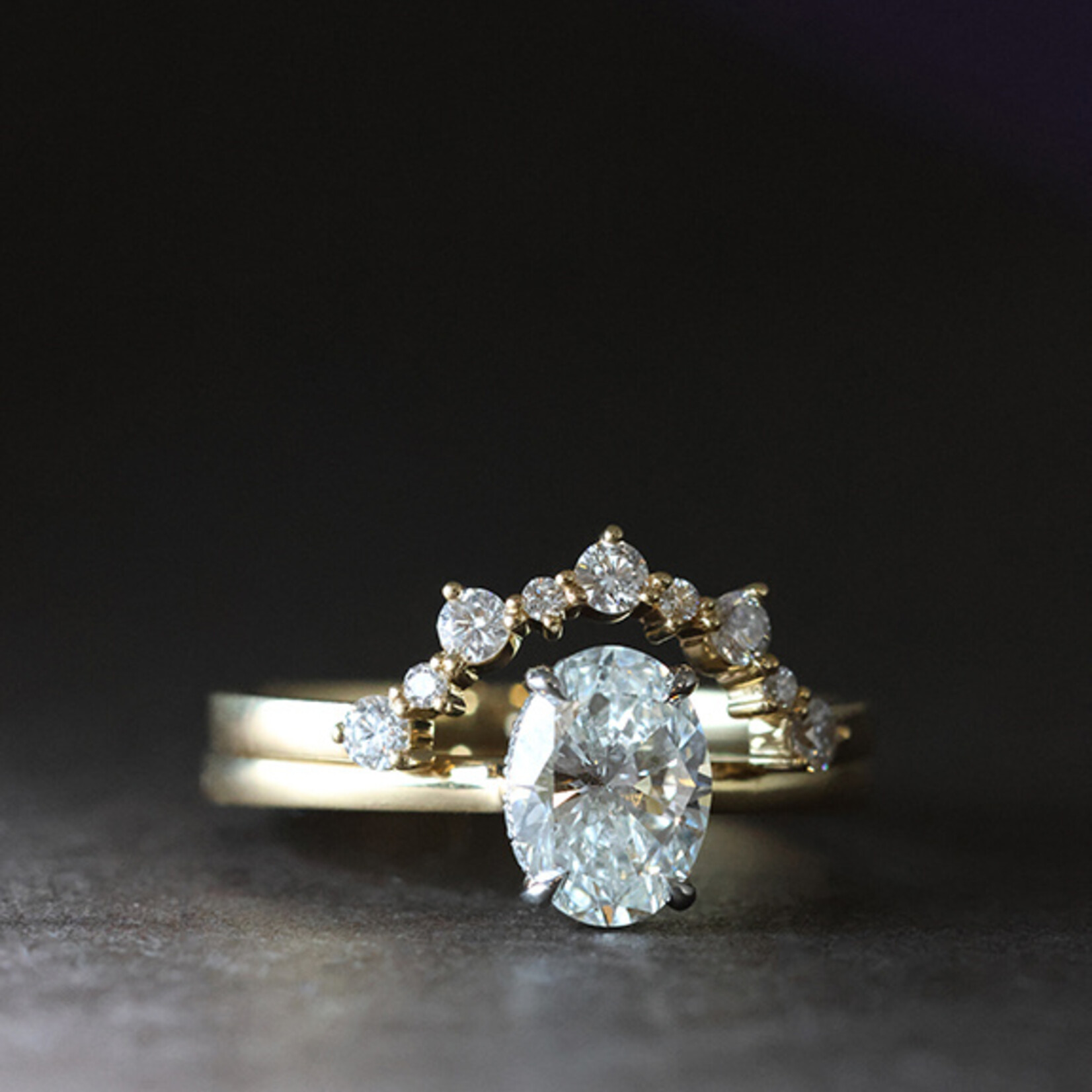 Baxter Moerman Tiara Shadow Band