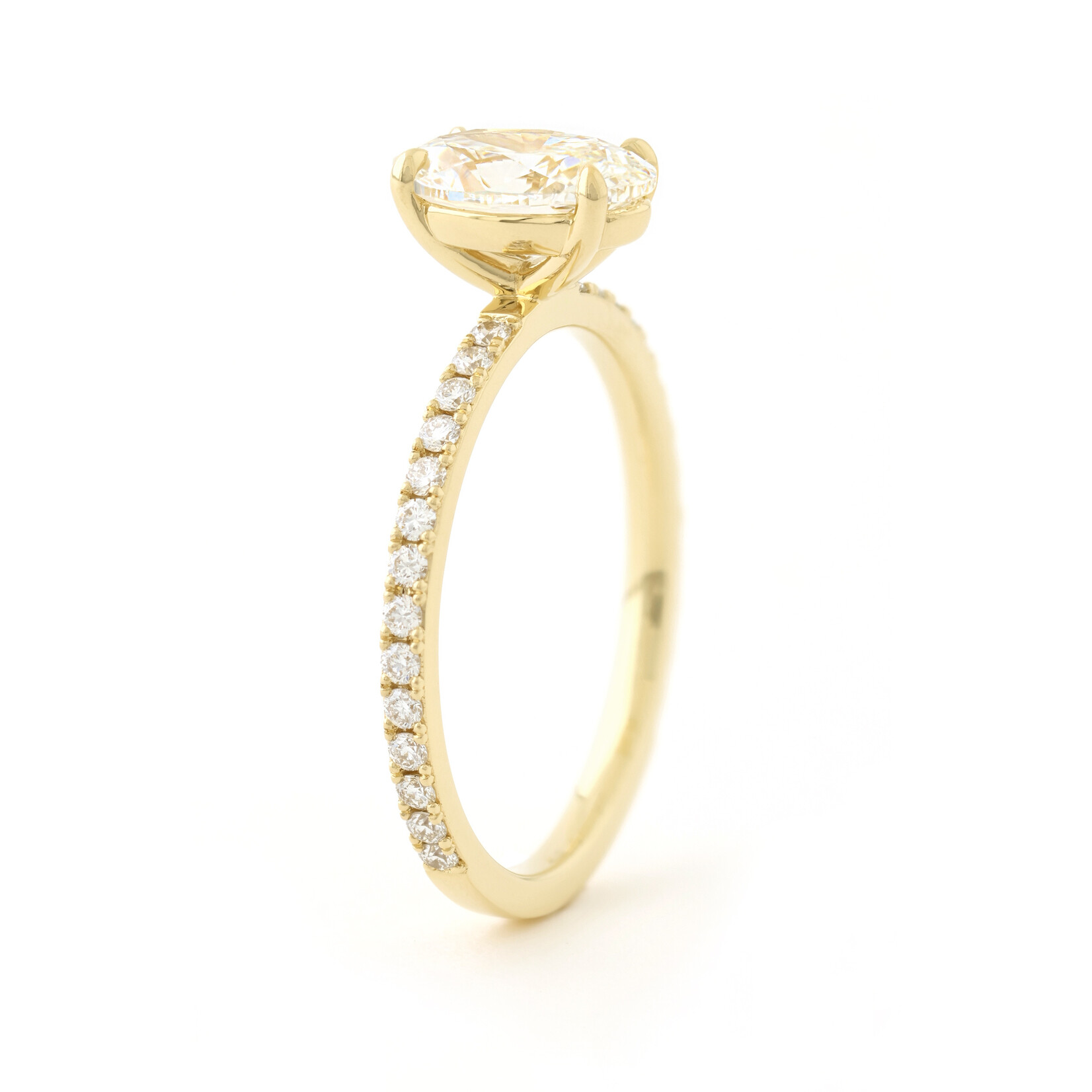 Baxter Moerman Grace Engagement Ring with Oval Diamond
