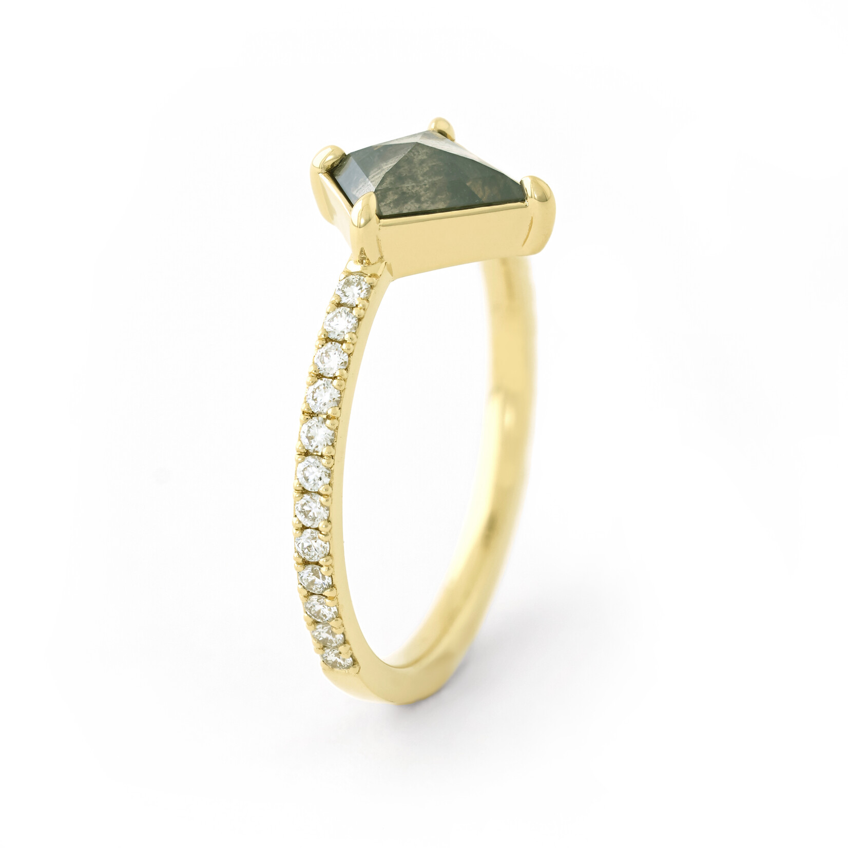 Baxter Moerman Bella Ring with Grey Kite Diamond