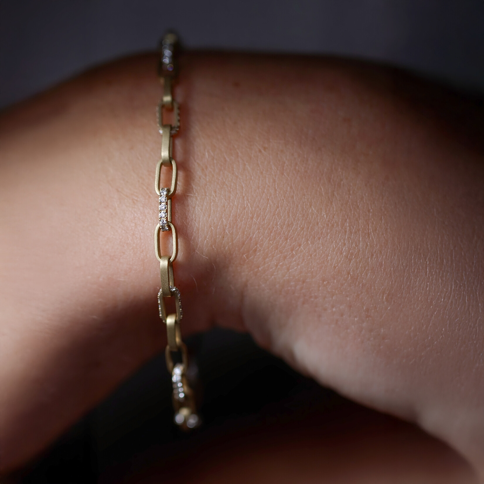 Baxter Moerman Roxy Diamond Link Chain Bracelet in 18K Yellow Gold