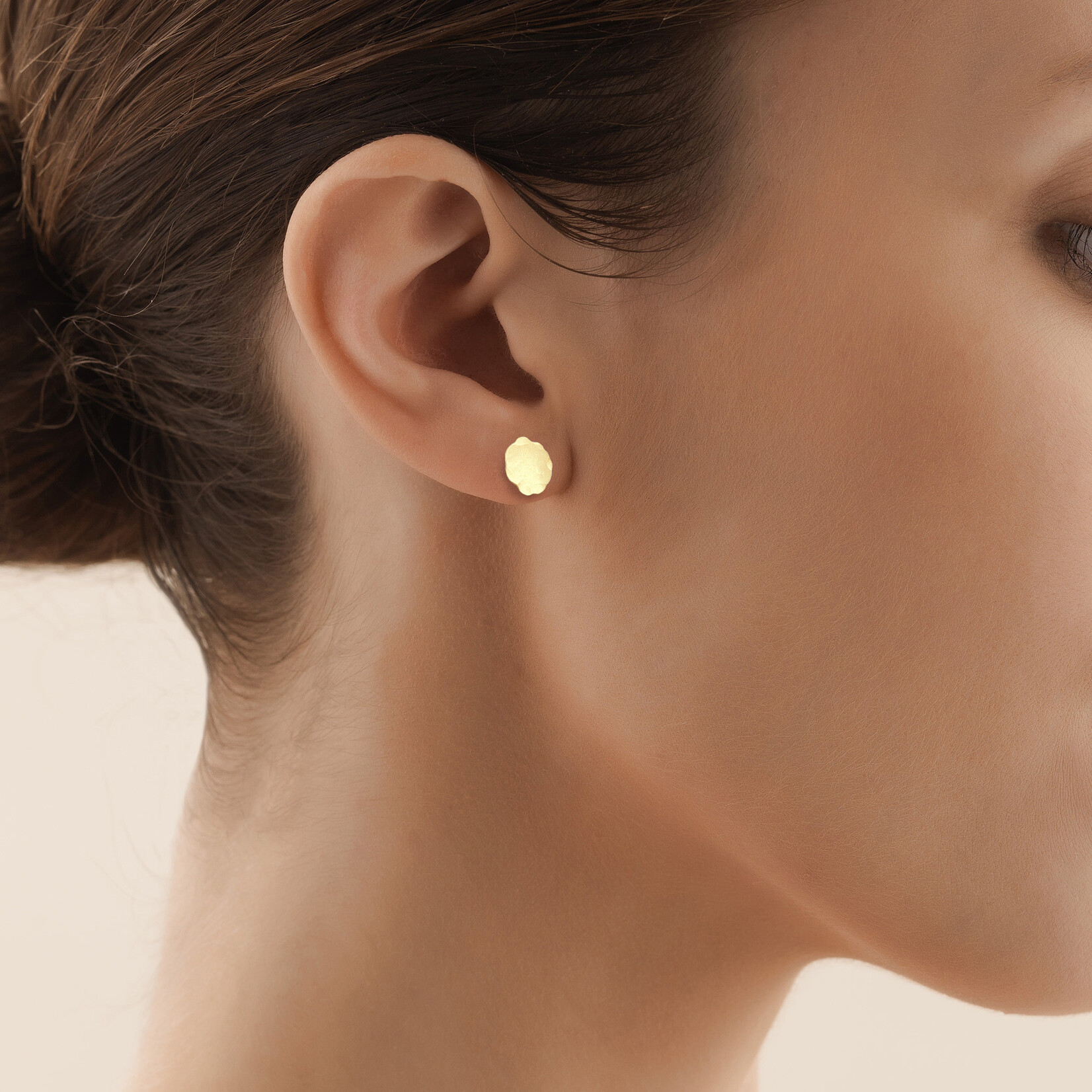 Cloud Studs ~8mm