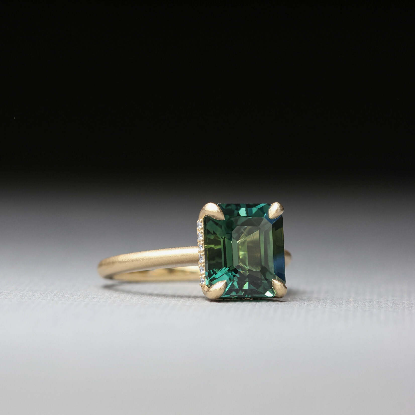 Baxter Moerman Aiko Ring with Teal Sapphire and Hidden Halo