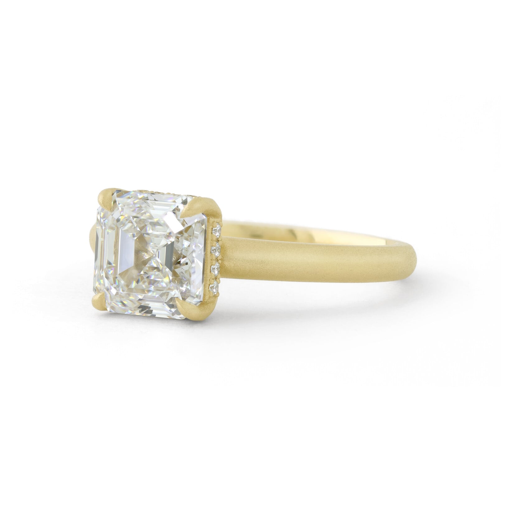 Baxter Moerman Aiko Ring - Lab Grown Asscher Cut Diamond with Hidden Halo