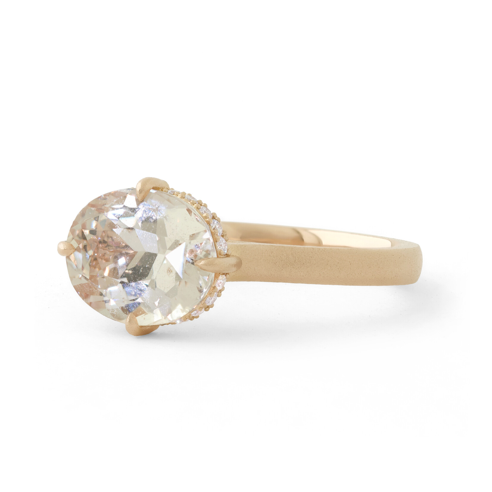 Baxter Moerman Peach Sapphire Ring with 3.62ct Sapphire & Hidden Halo