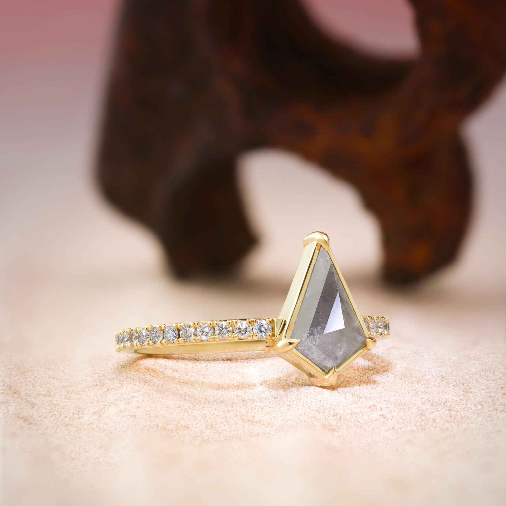 Baxter Moerman Bella Ring with Velvety-Grey Kite Diamond