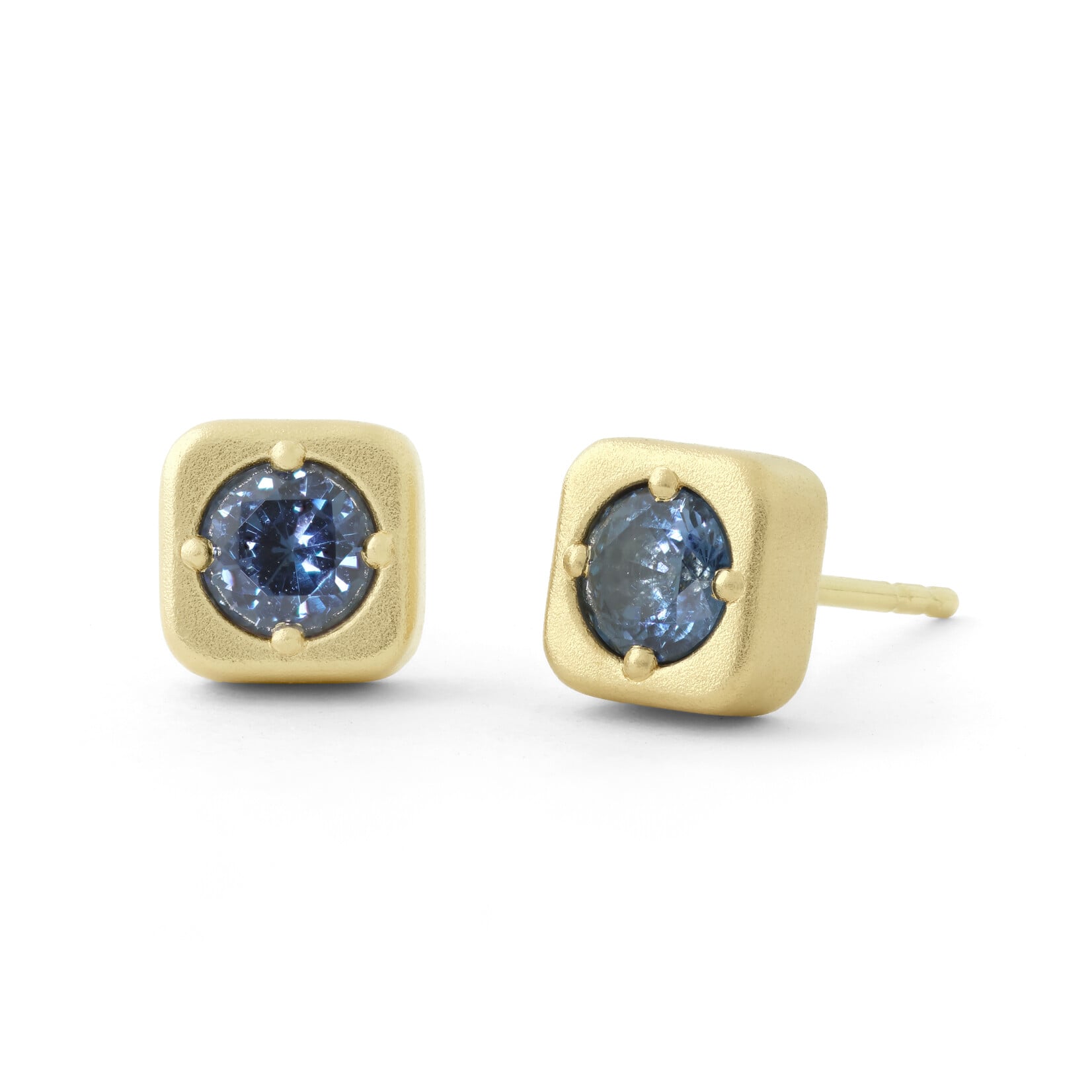 Baxter Moerman Button Stud Earrings with 0.86ctw Dark Blue Spinel, 18K Yellow Gold