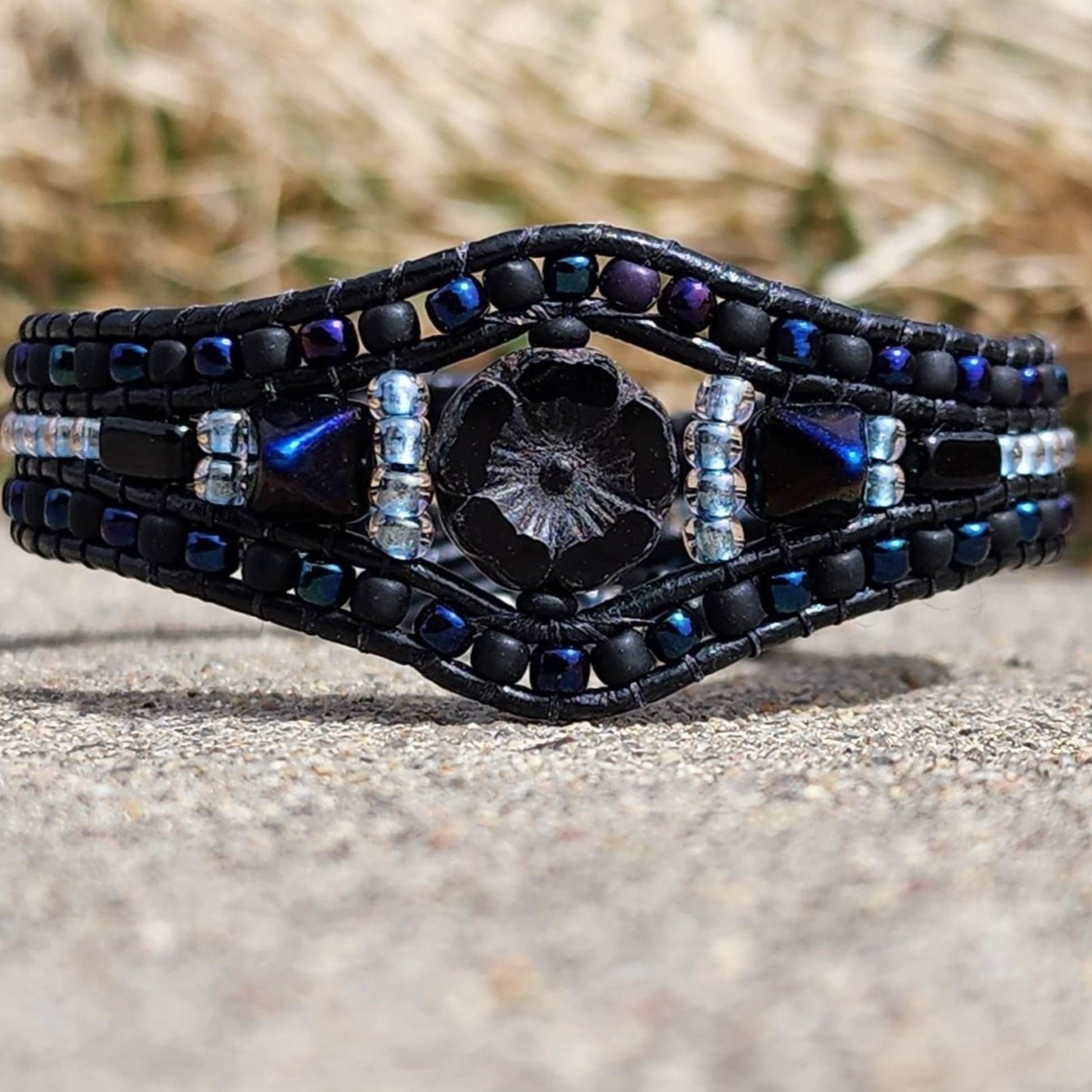 Hibiscus Noir & Midnight Blue Bracelet