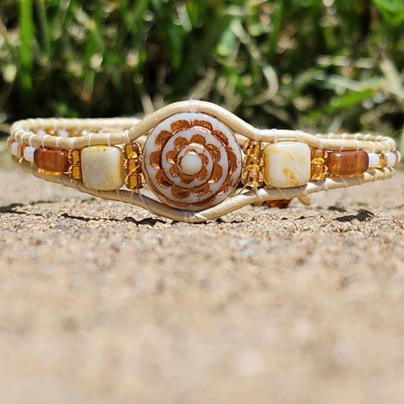 Ivory Life Circle Bracelet