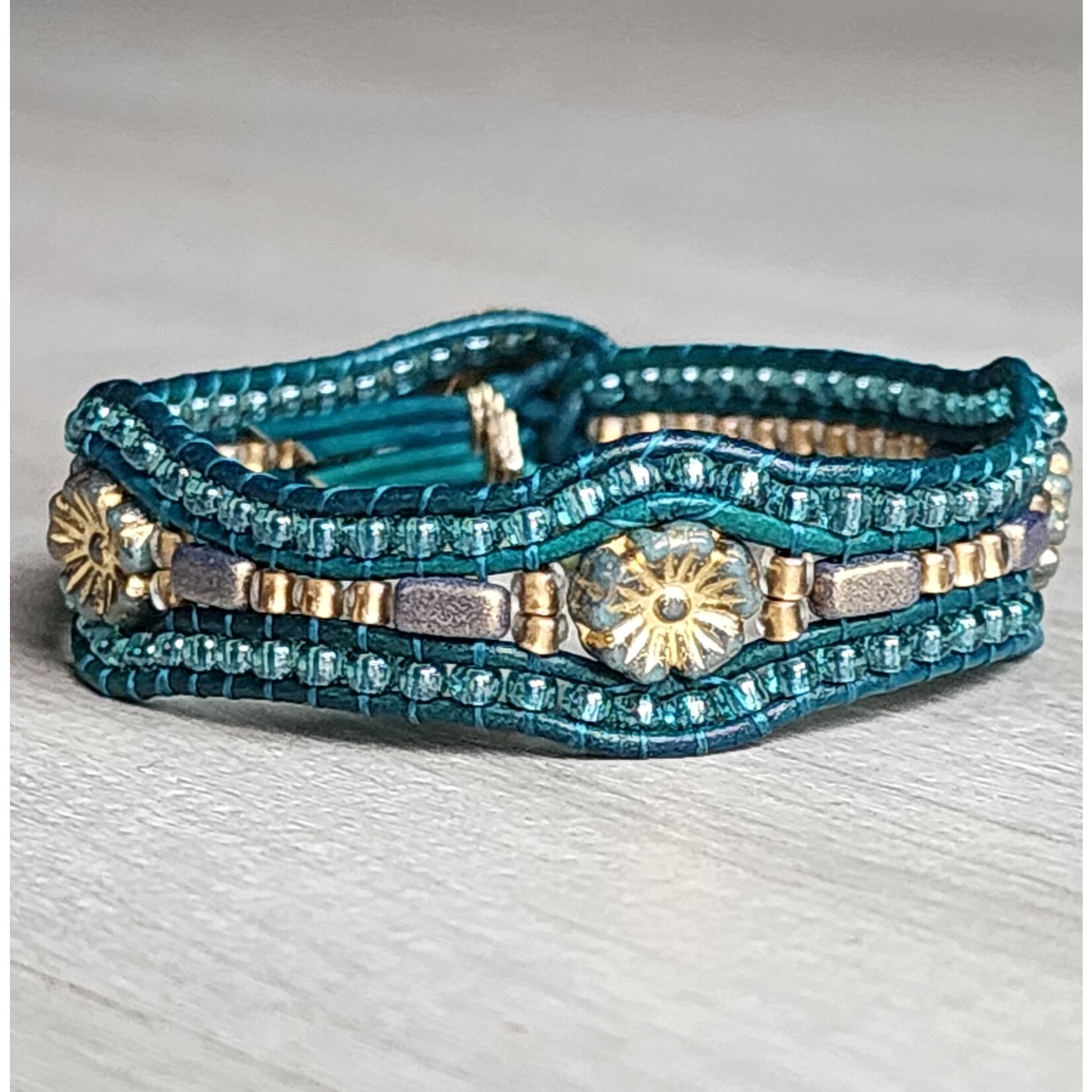 Green Wave Flower Bracelet