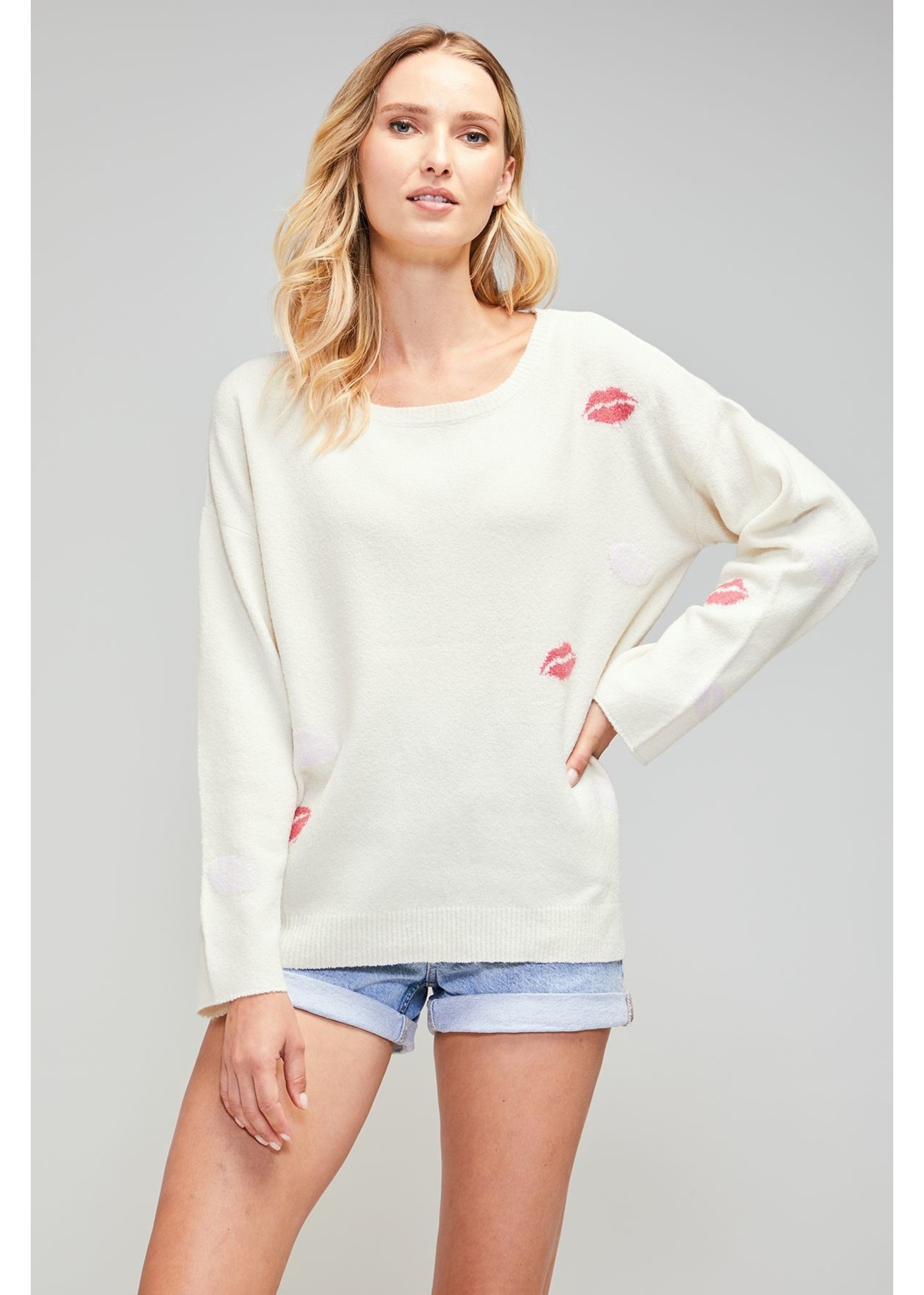 Lovers Kiss Pullover White