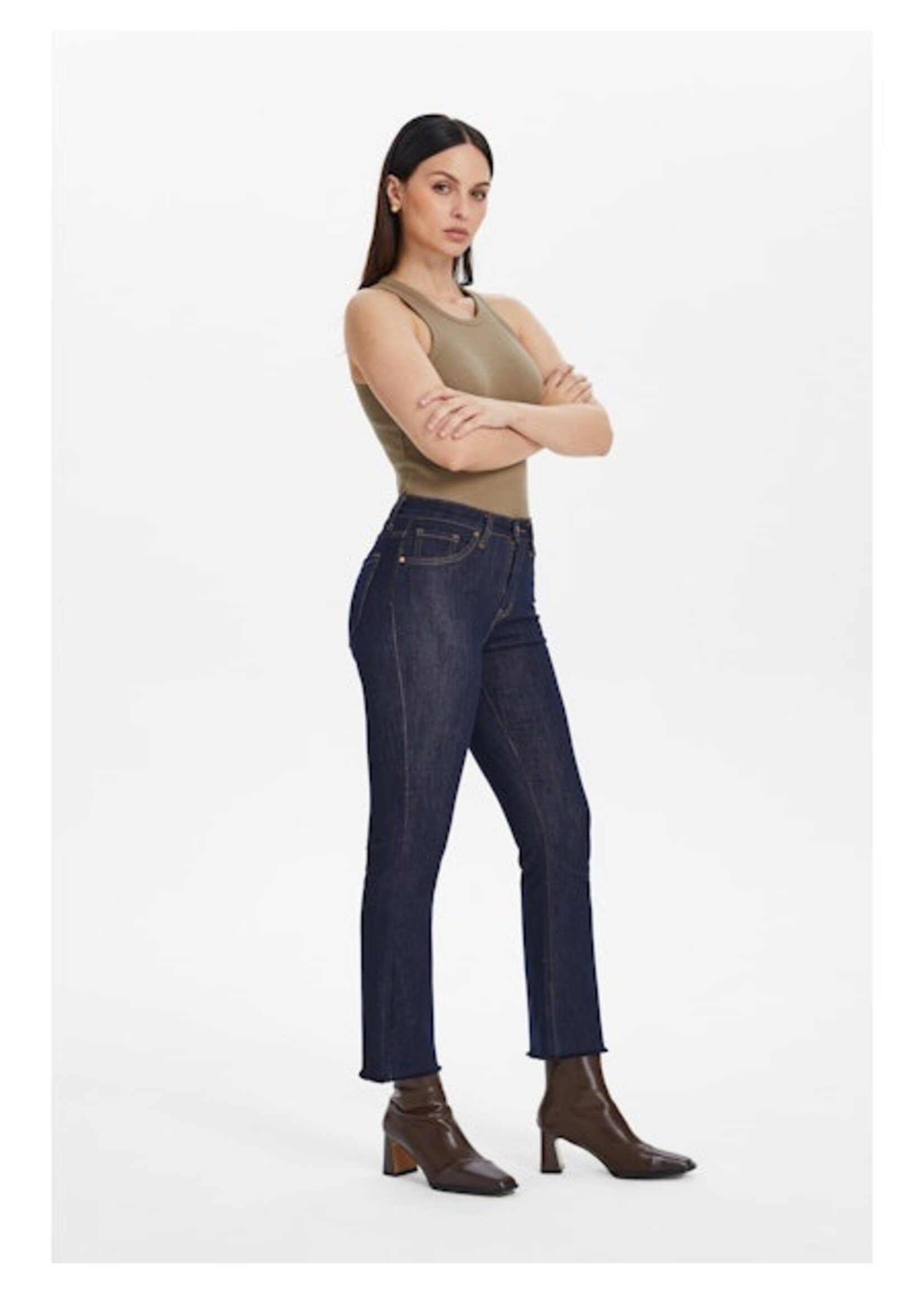 Levi Vintage HR Raw Hem Straight Leg Jean Dark Blue