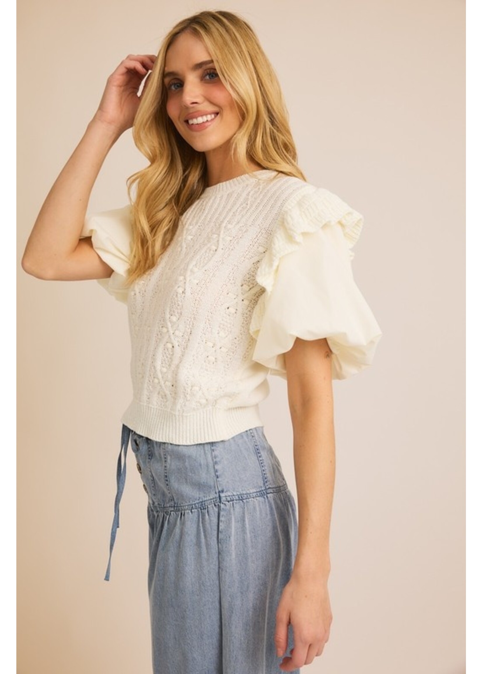 Knit Short Sleeve Sweater w/ Ruffle Sleeve Cream