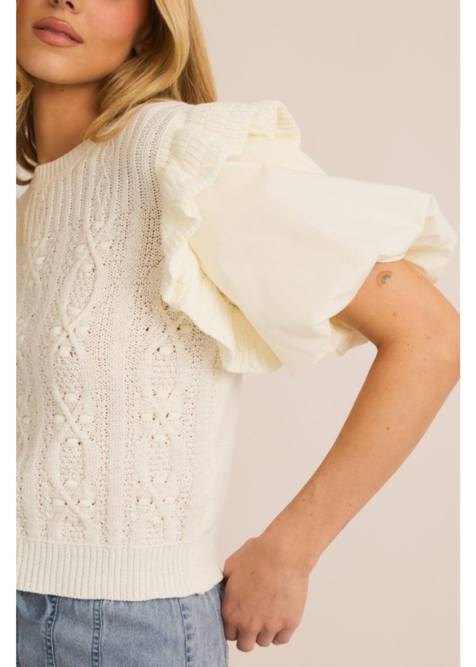 Knit Short Sleeve Sweater w/ Ruffle Sleeve Cream