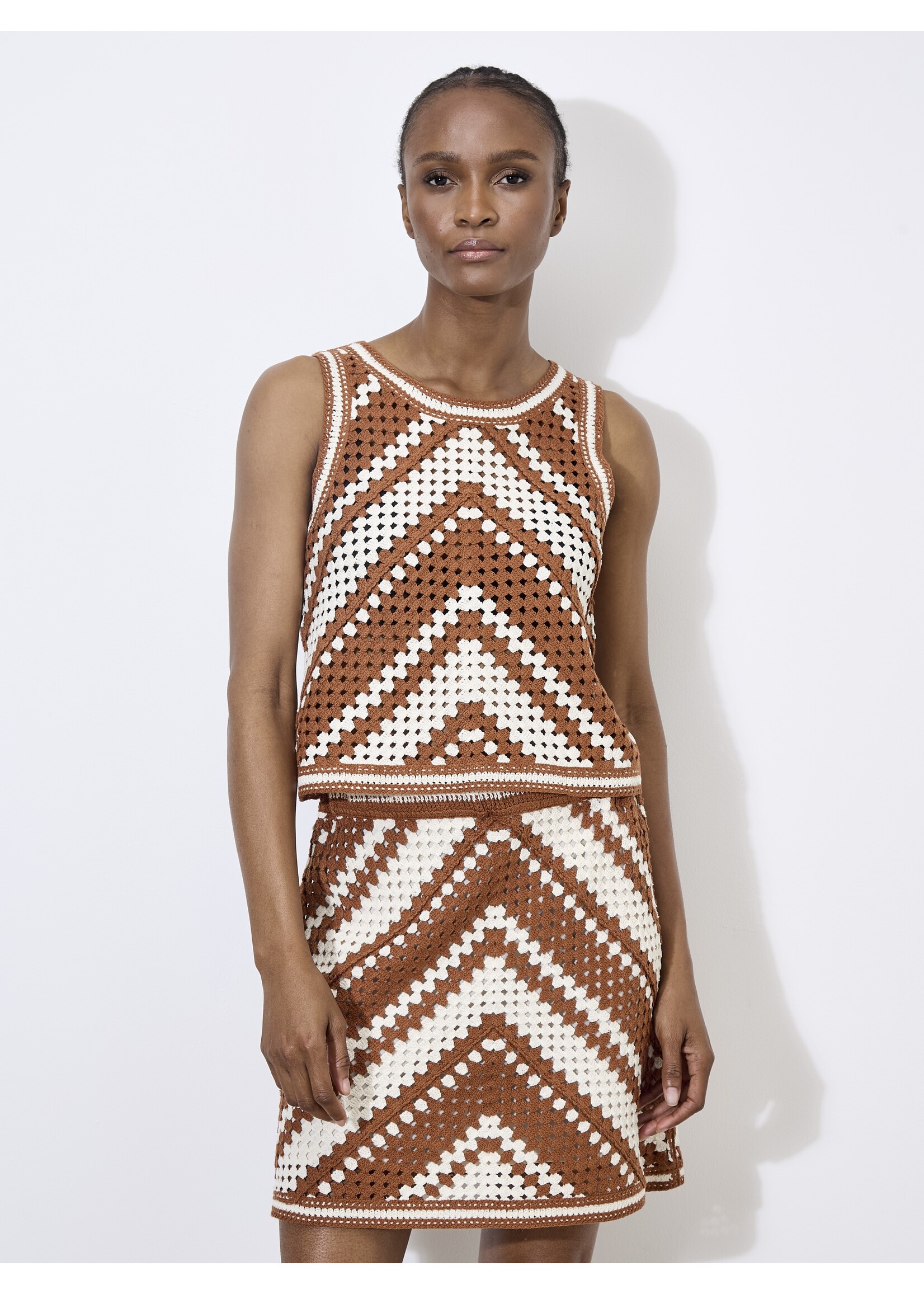 Chevron Crochet Top Brown/White