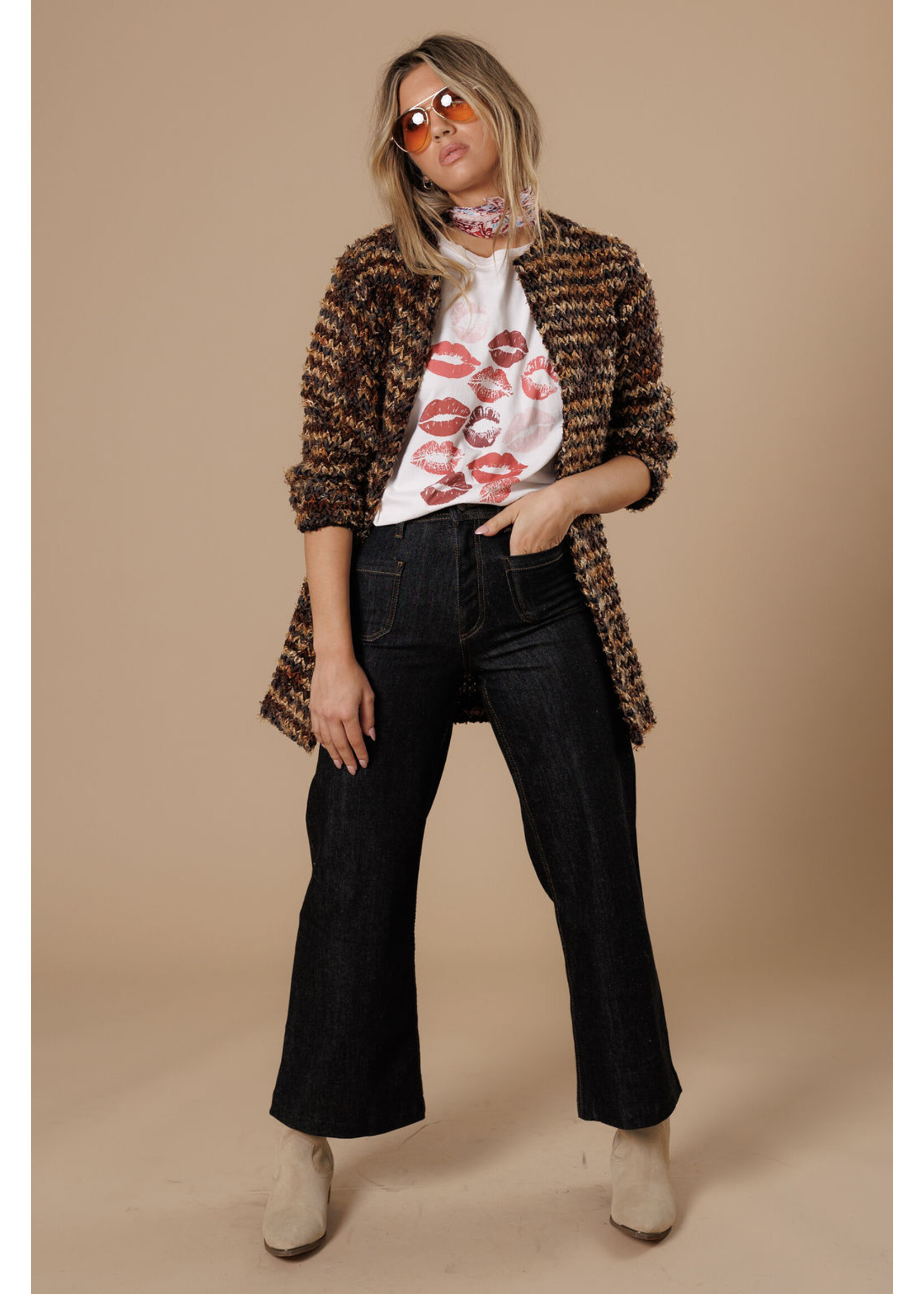 All Us Lipstick Wide Boy Tee Cream