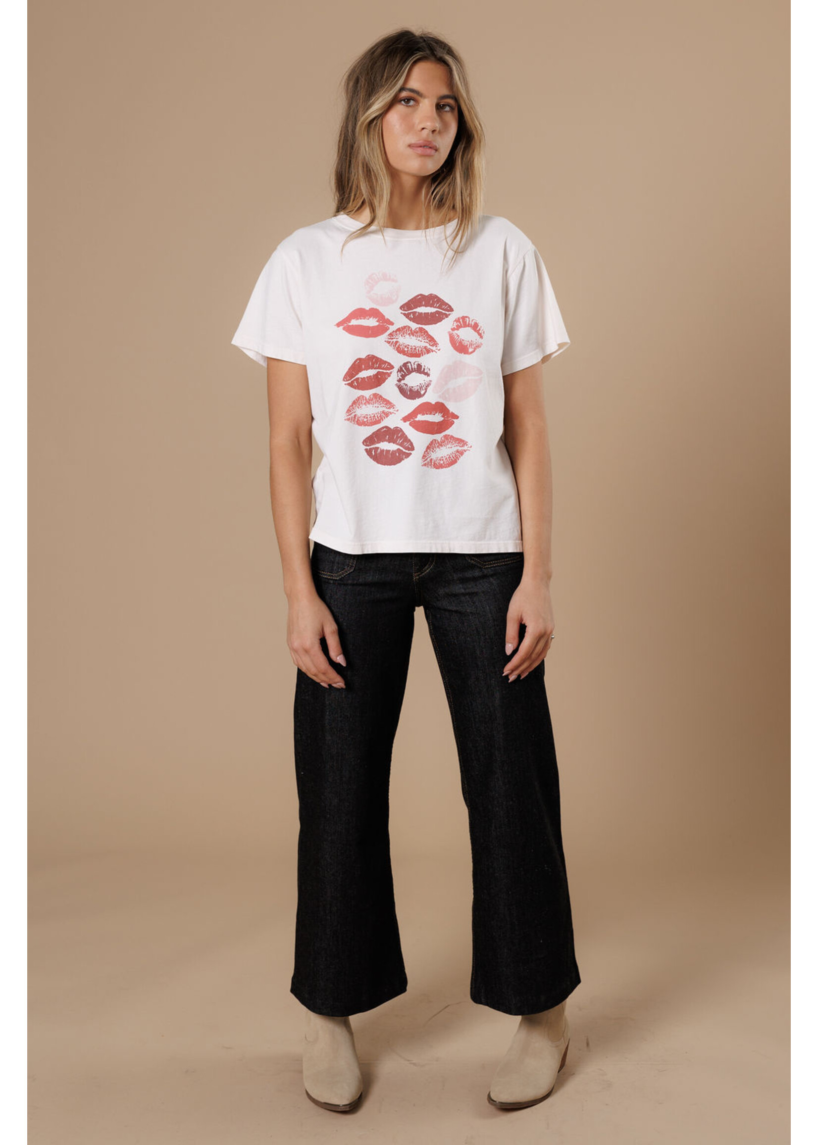 All Us Lipstick Wide Boy Tee Cream