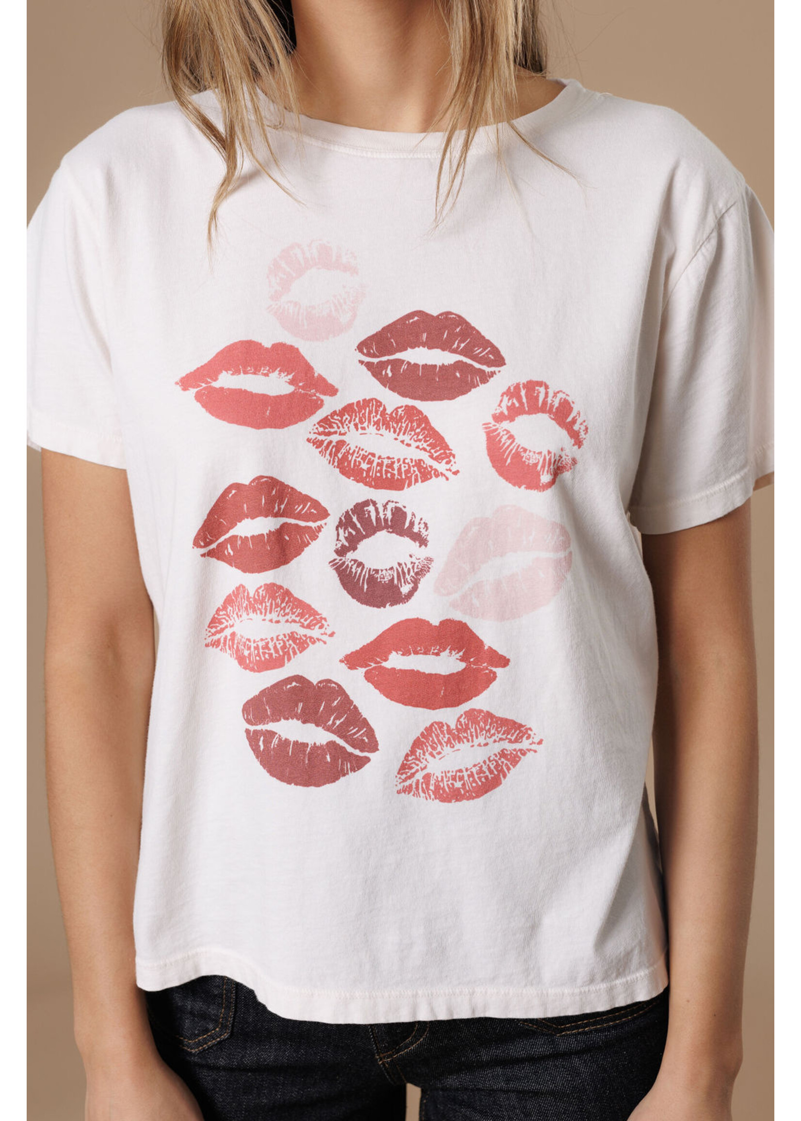All Us Lipstick Wide Boy Tee Cream