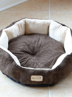 Armarkat Armarkat Cozy Small Pet Bed Mocha/Beige