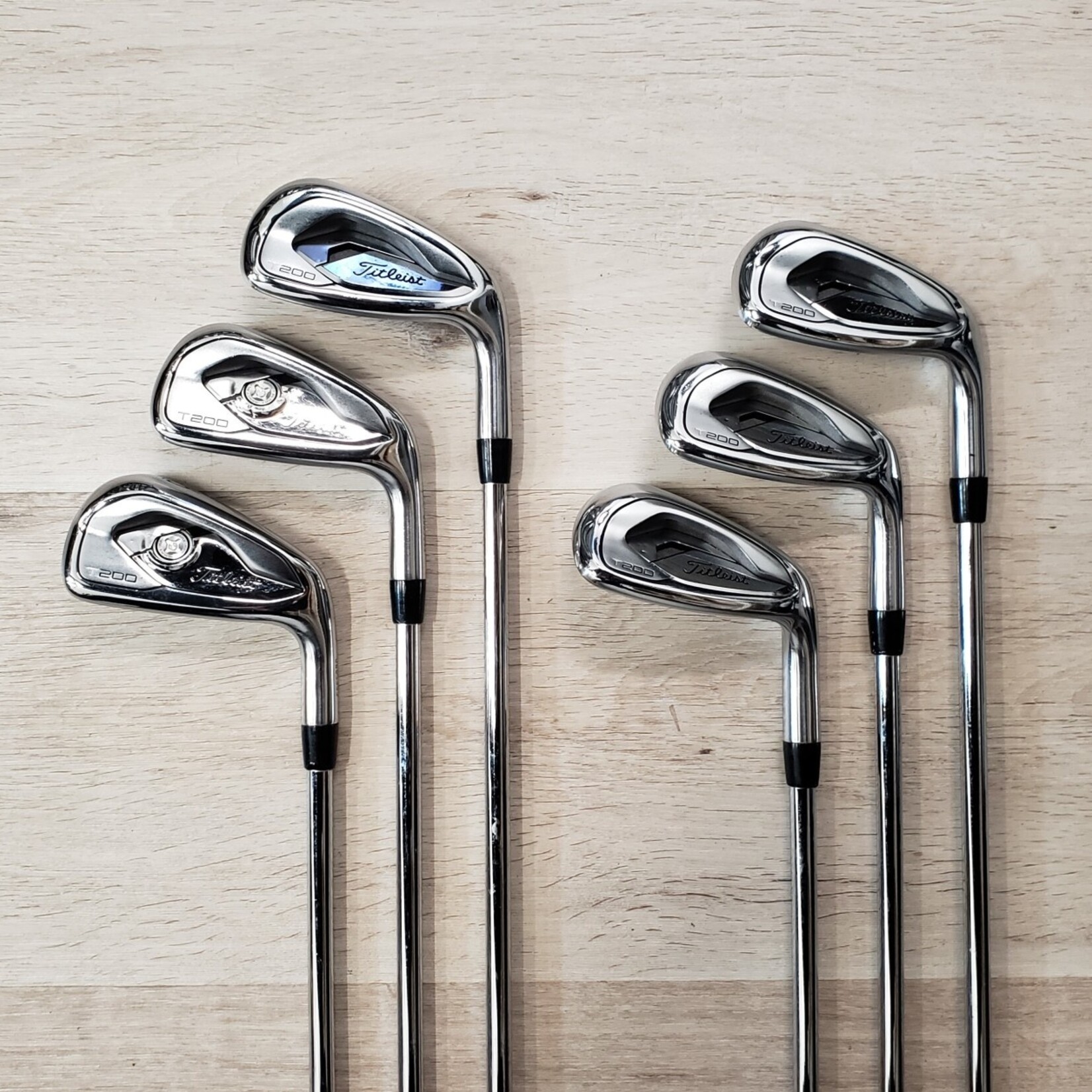 Pre-owned) Titleist T200 Iron Set 6-PW, 48* AMT Red Regular Flex 