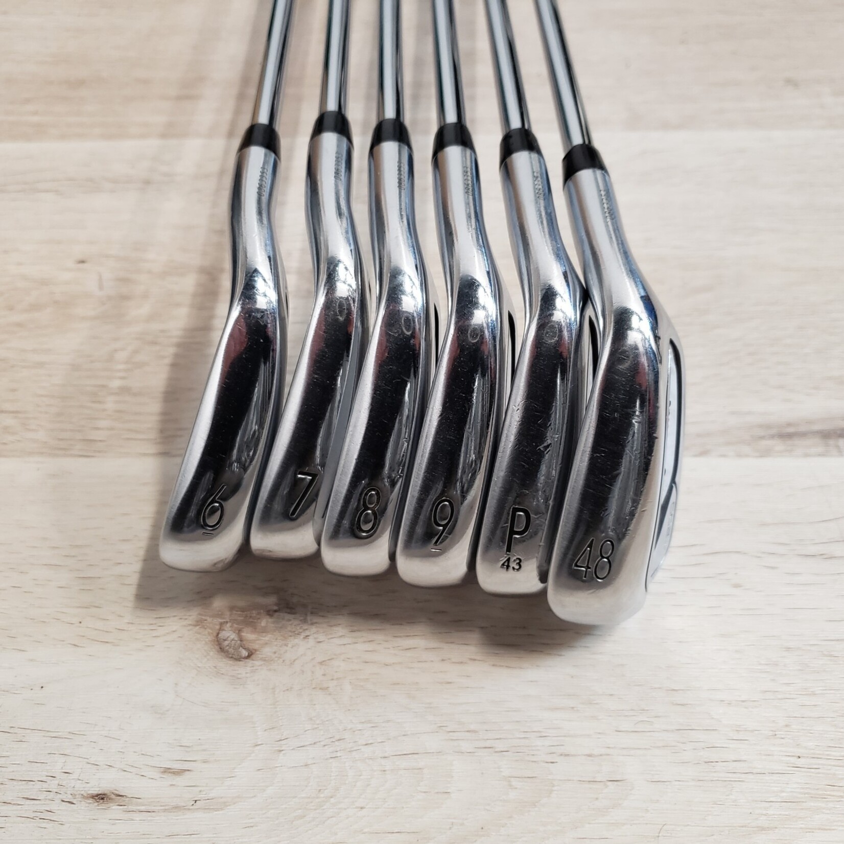 Pre-owned) Titleist T200 Iron Set 6-PW, 48* AMT Red Regular Flex 