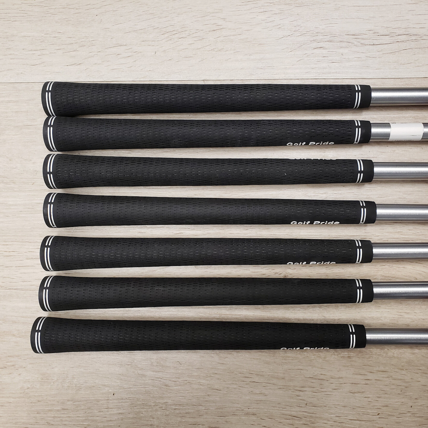 Cobra (Demo) Cobra King Tour Iron Set 4-PW KBS Tour C-Taper Lite 110 Stiff Flex (RH)