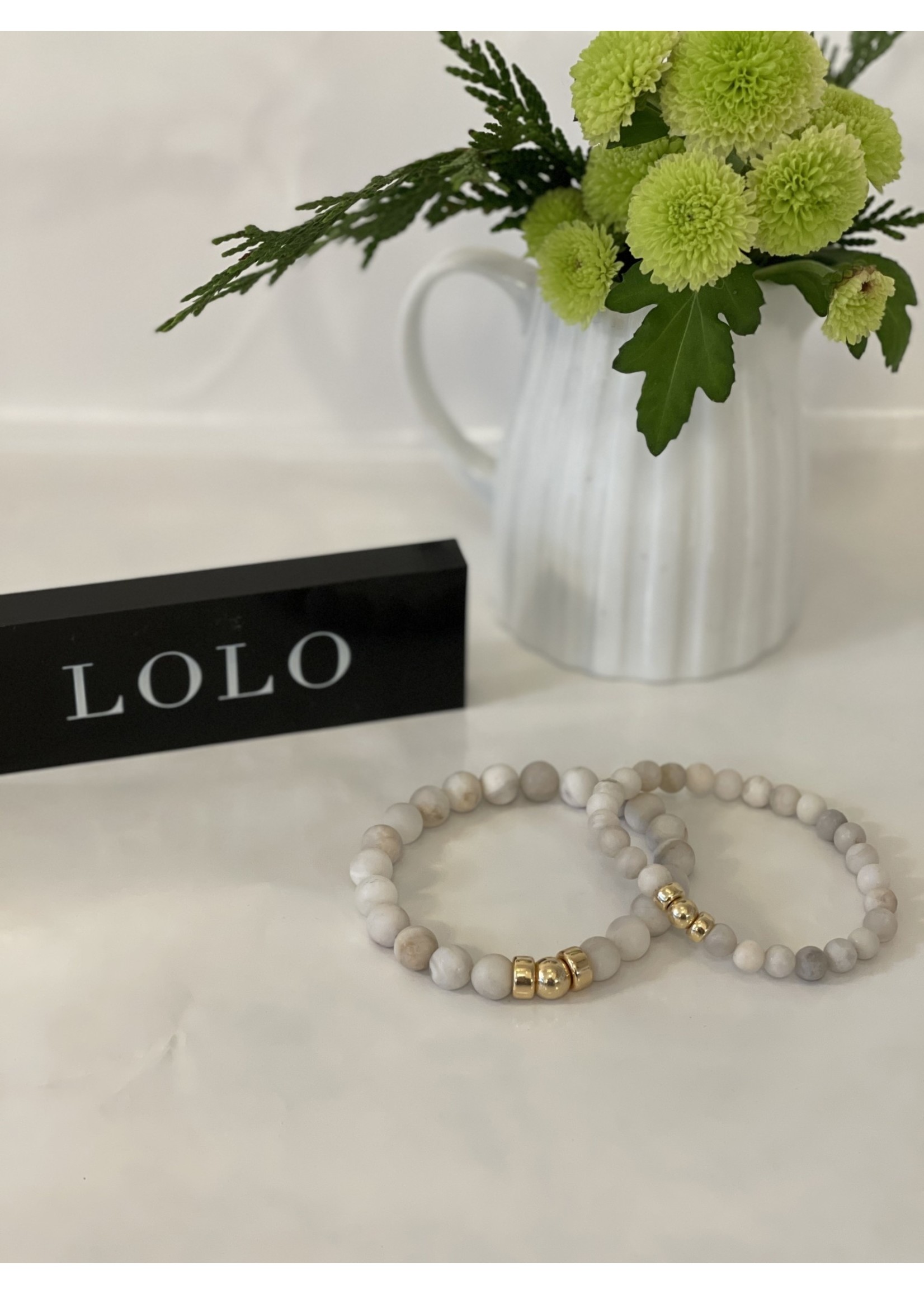 LOLO White Agate bead Bracelet - 6mm triple gold bead