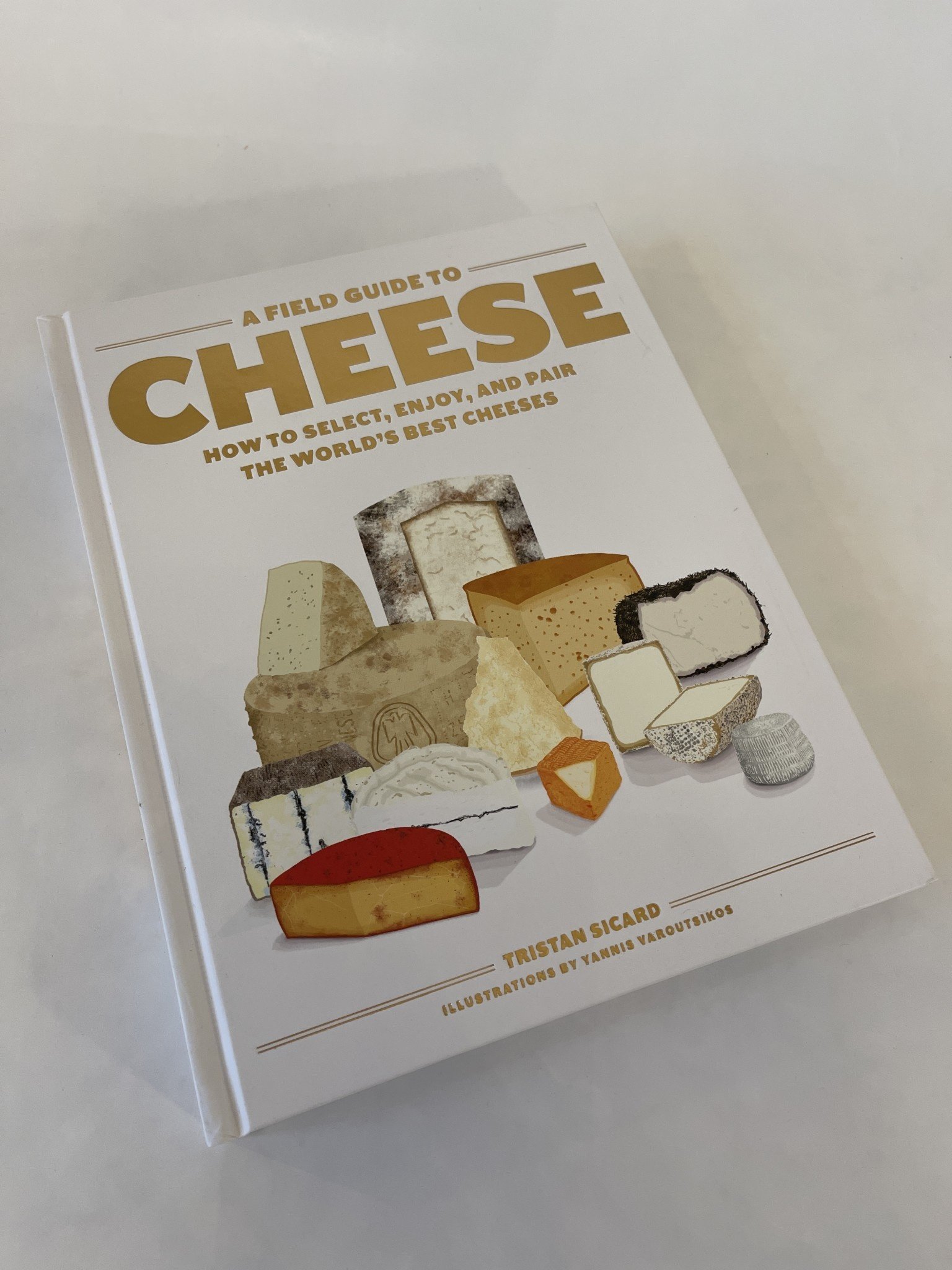 https://cdn.shoplightspeed.com/shops/645961/files/39240640/taschen-books-field-guide-to-cheese.jpg