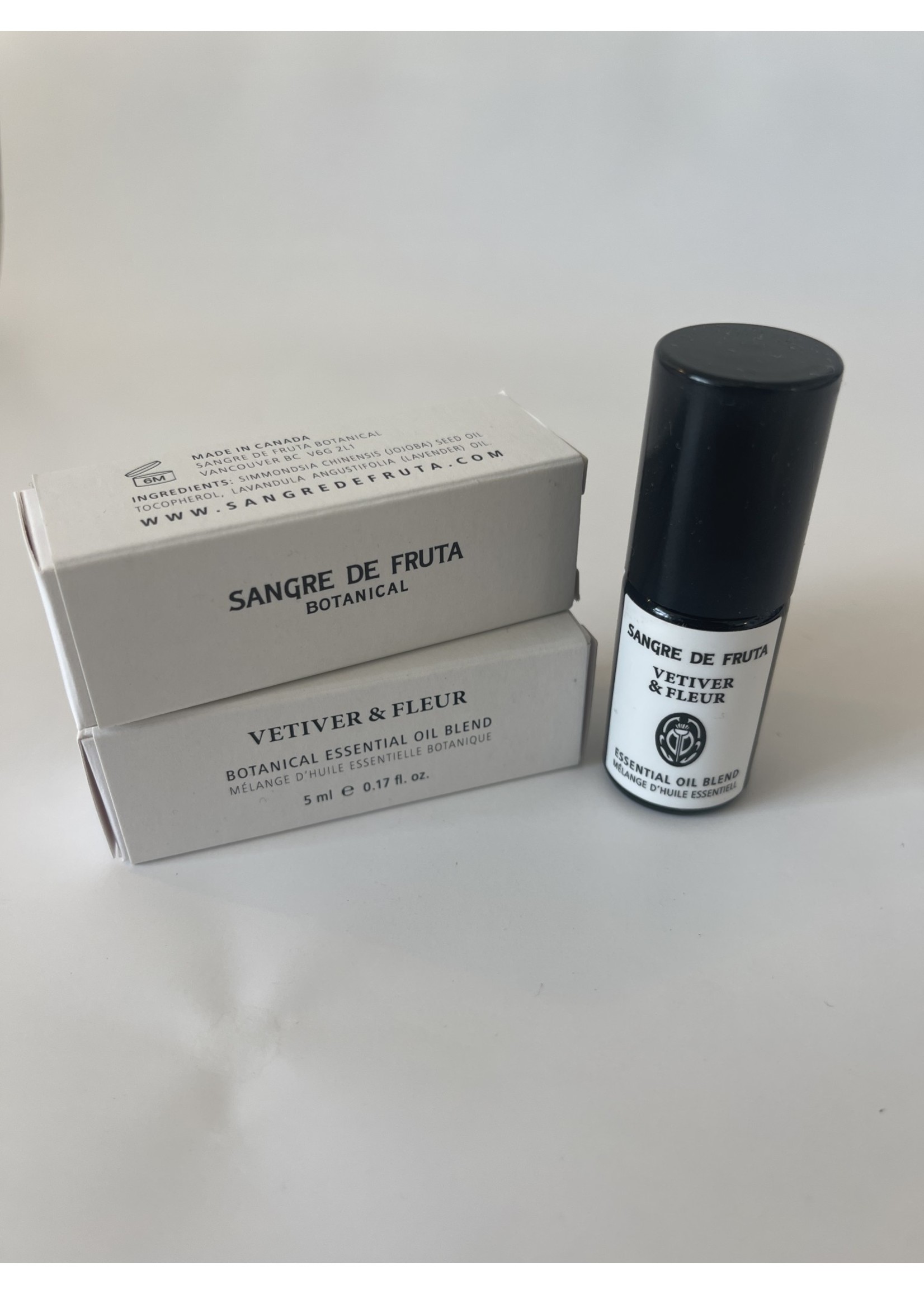 Sangre de Fruta Sangre de Fruta Essential Oil Perfume : Vetiver & Fleur