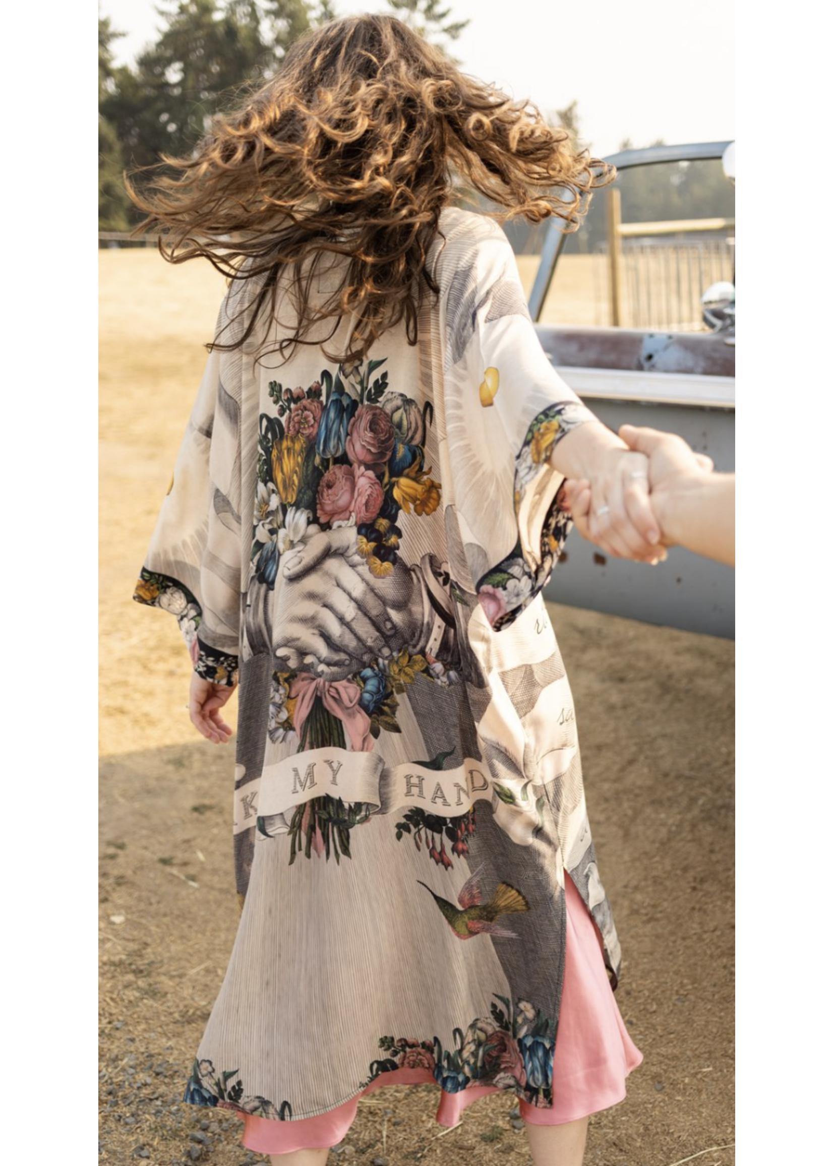 Market of Stars Take My Hand Opera Duster Kimono