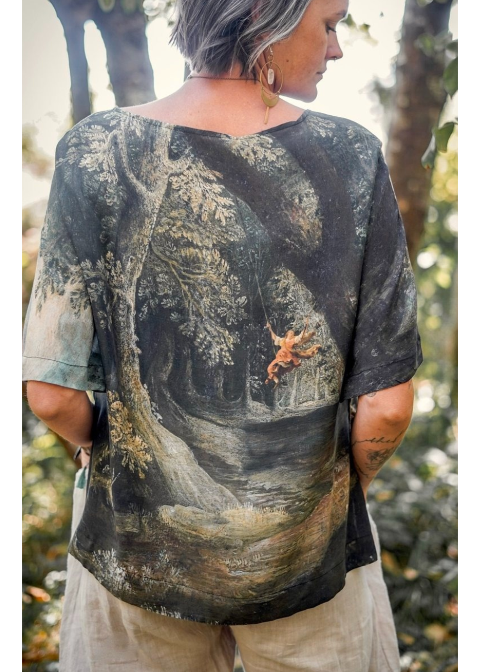 Market of Stars Castles in the Air Luxe T-shirt - S/M