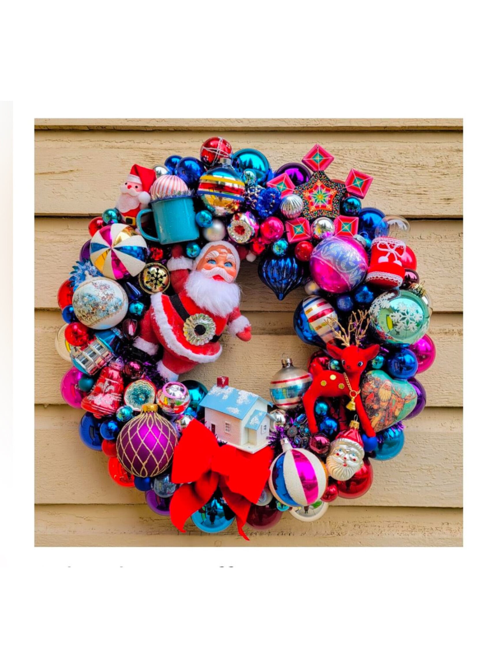 Rhodeside Stand Vintage Wreath:  Claus & Effect
