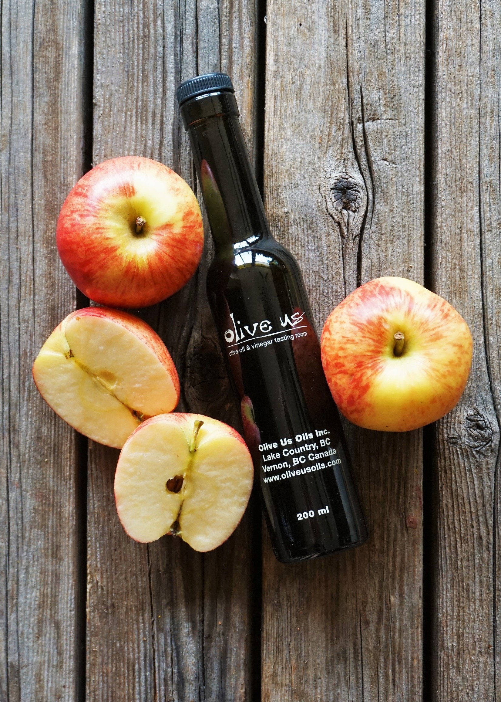 Olive Us Gravenstein Apple White Balsamic