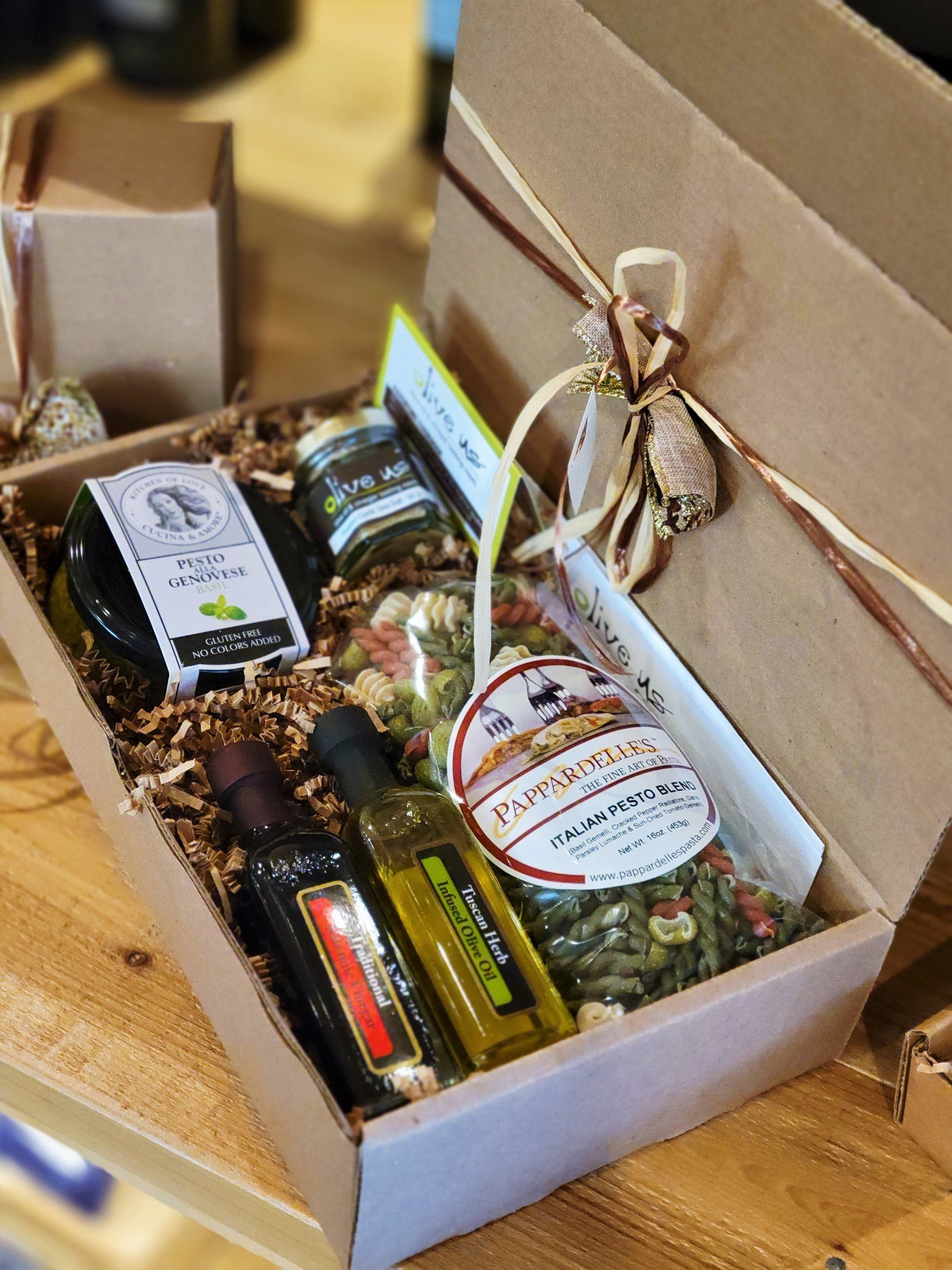 Pasta Gift Box-Pesto - Olive Us