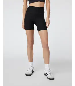 Vuori Clothing W's Clean Elevation Shorty