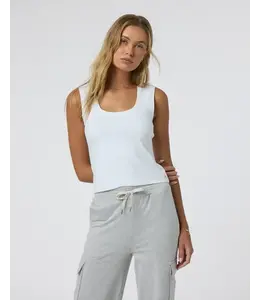 Vuori Clothing W's Halo Essential Scoop Tank
