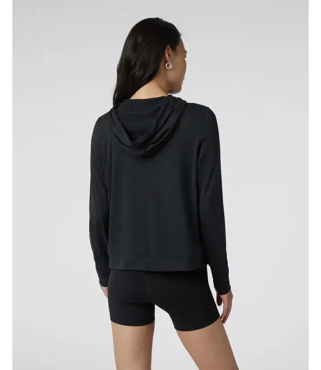 Vuori Clothing W's Halo Essential Hoodie