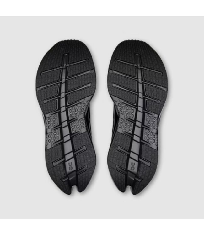 OnCloud M's Cloudrunner 3