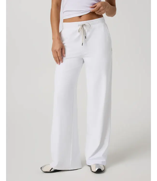 Vuori Clothing W's Halo Essential Wideleg Pant - Short