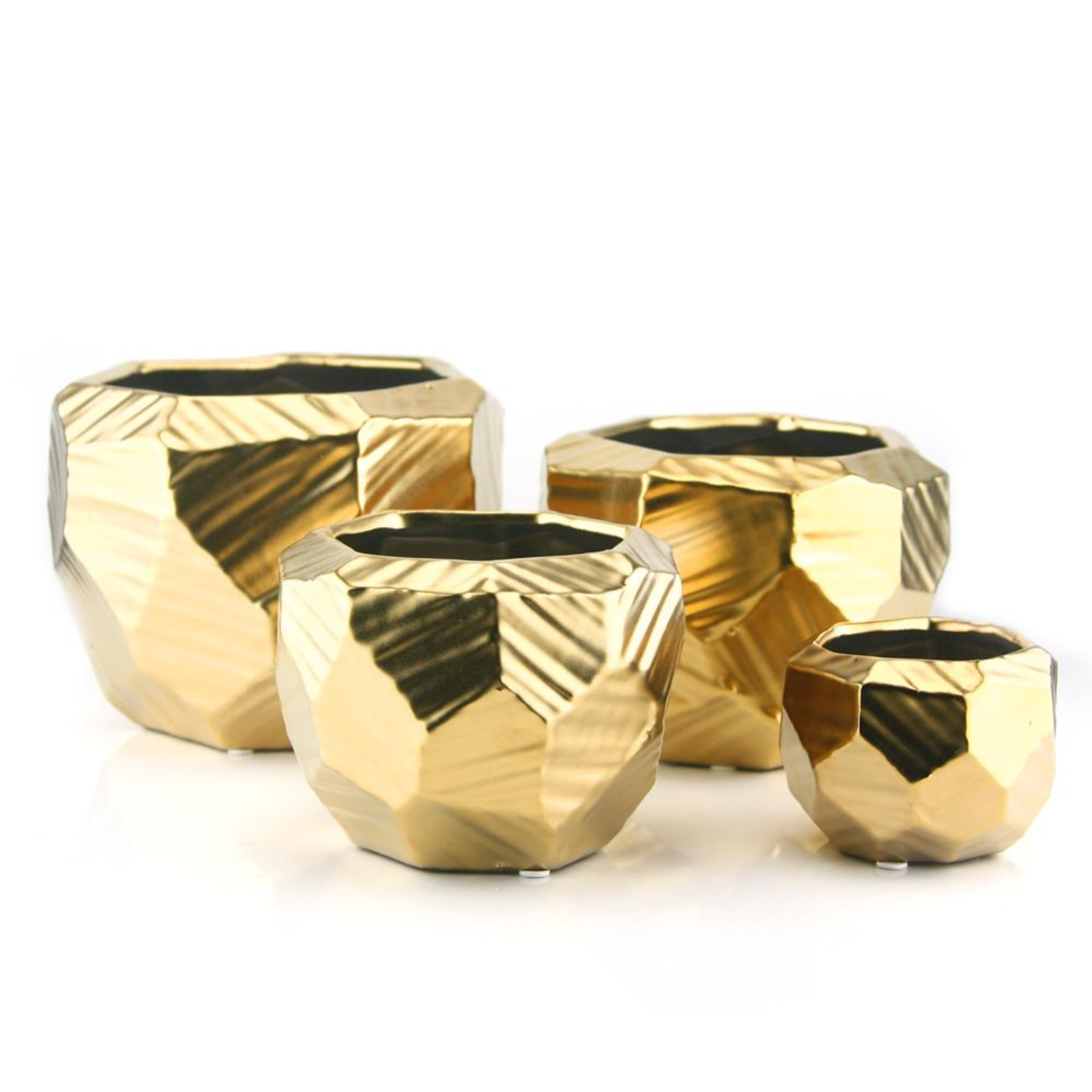 H-5.25" D-7"x6.75" Open-5.5"  GOLD SHINY GEOMETRIC CERAMIC