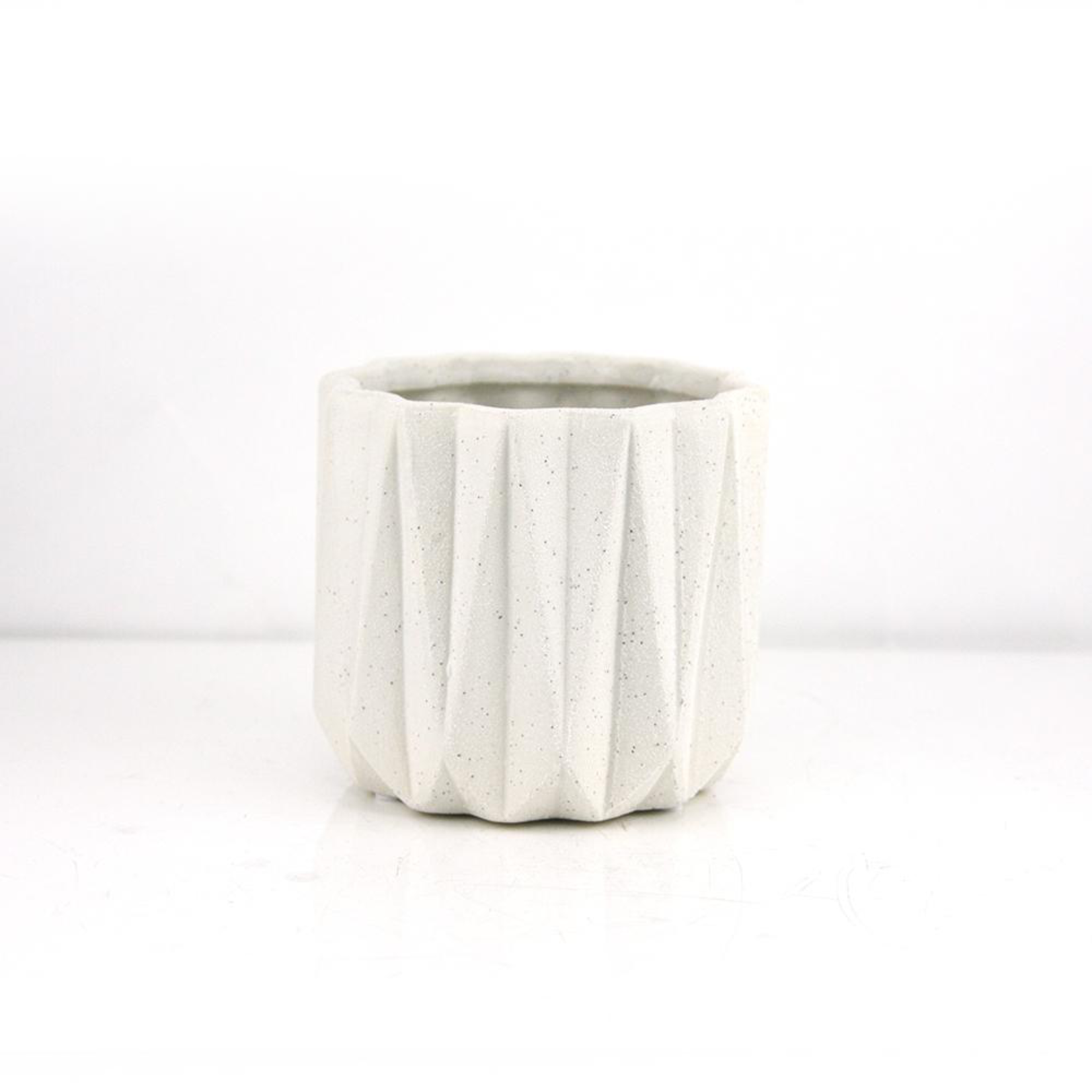 H-5.75" D-6.5" WHITE GEOMETRIC ORGANIC PLANTERS